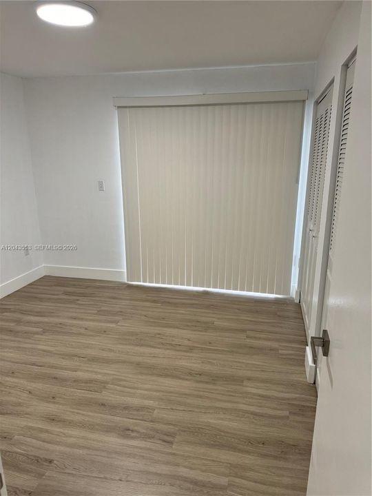 На продажу: $395,000 (2 спален, 2 ванн, 1100 Квадратных фут)