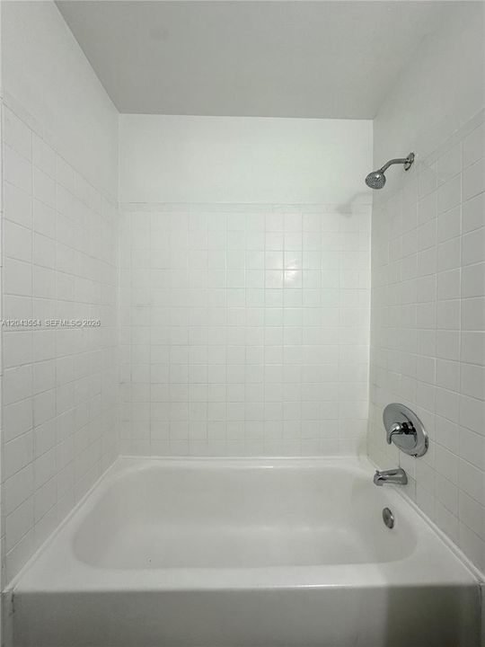 В аренду: $1,695 (1 спален, 1 ванн, 700 Квадратных фут)