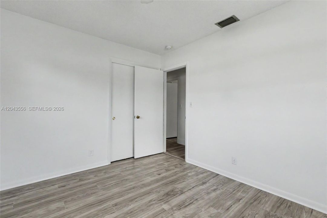 На продажу: $589,900 (3 спален, 2 ванн, 1536 Квадратных фут)