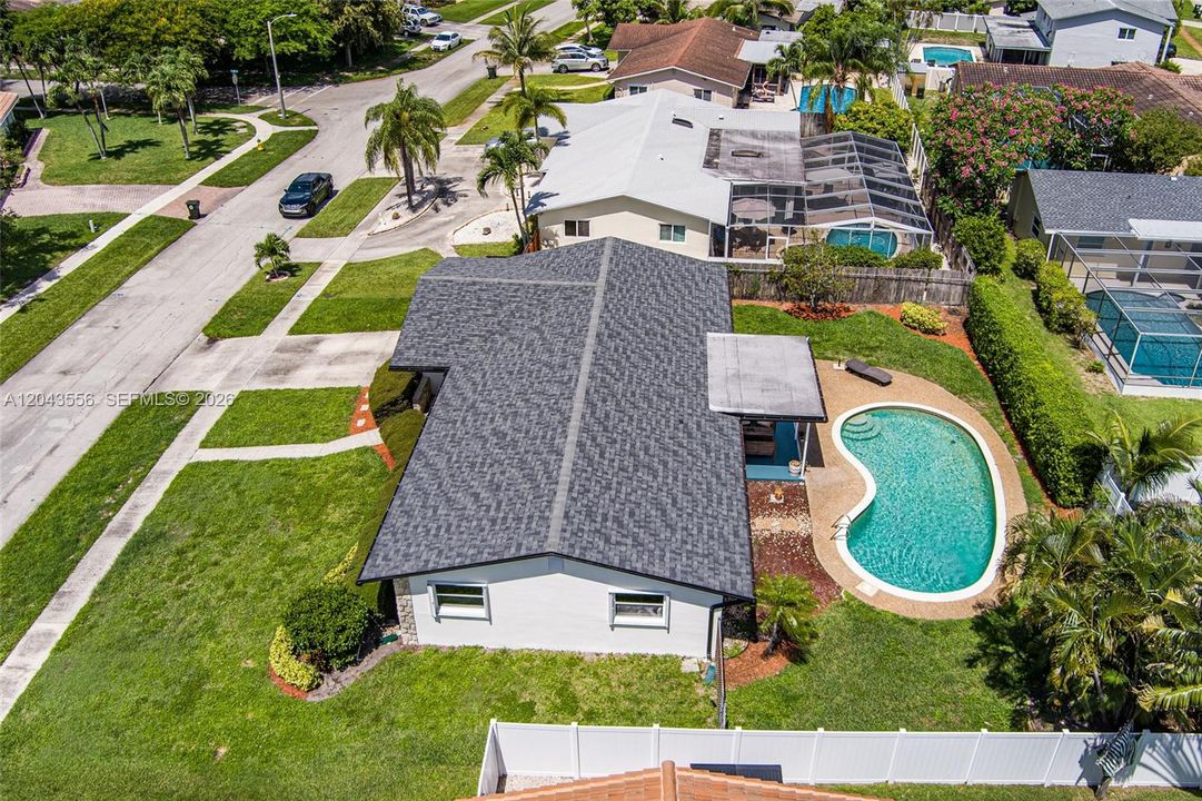 На продажу: $589,900 (3 спален, 2 ванн, 1536 Квадратных фут)