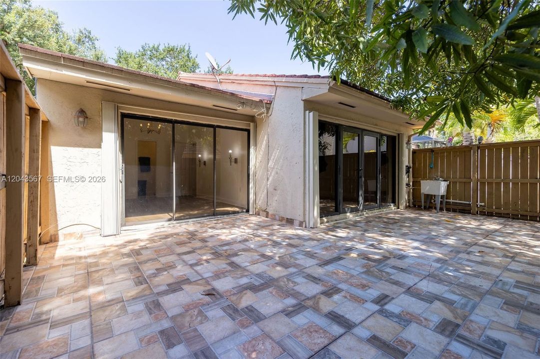 Activo con contrato: $495,000 (3 camas, 2 baños, 1317 Pies cuadrados)