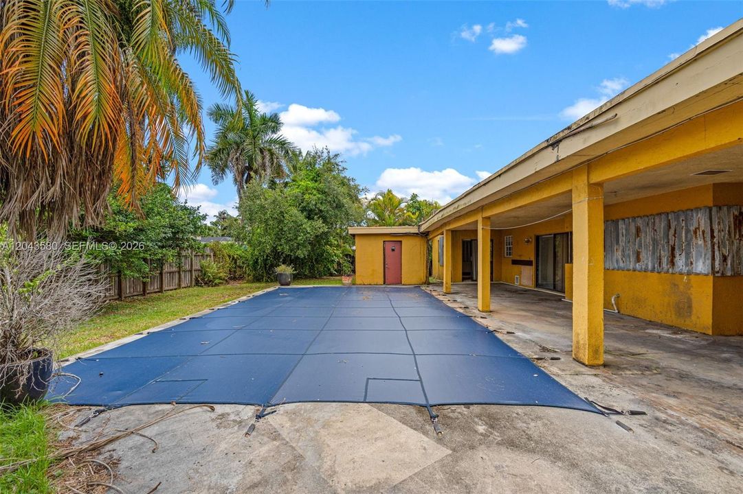 En Venta: $484,900 (4 camas, 2 baños, 2670 Pies cuadrados)