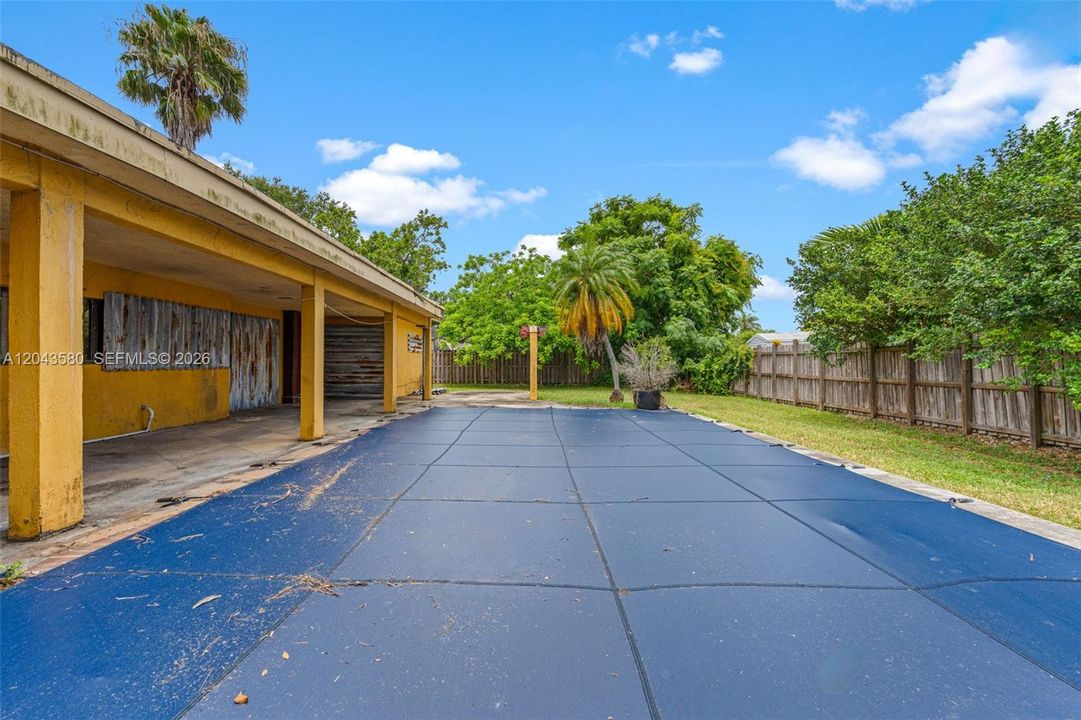 En Venta: $484,900 (4 camas, 2 baños, 2670 Pies cuadrados)