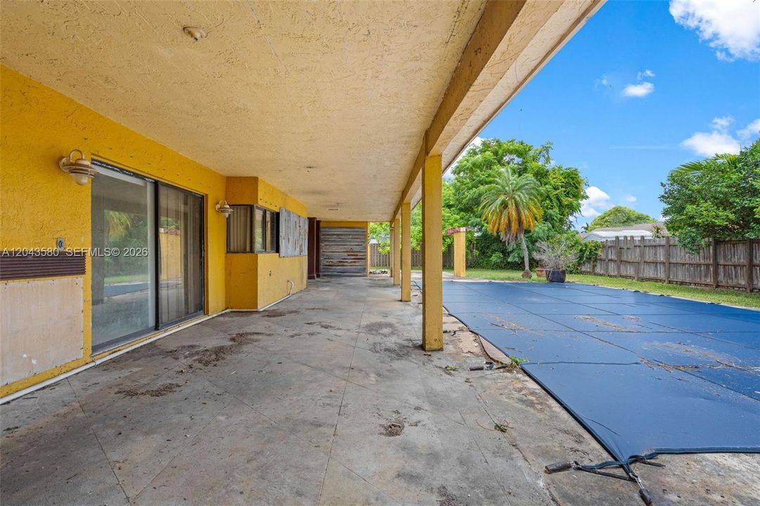 En Venta: $484,900 (4 camas, 2 baños, 2670 Pies cuadrados)