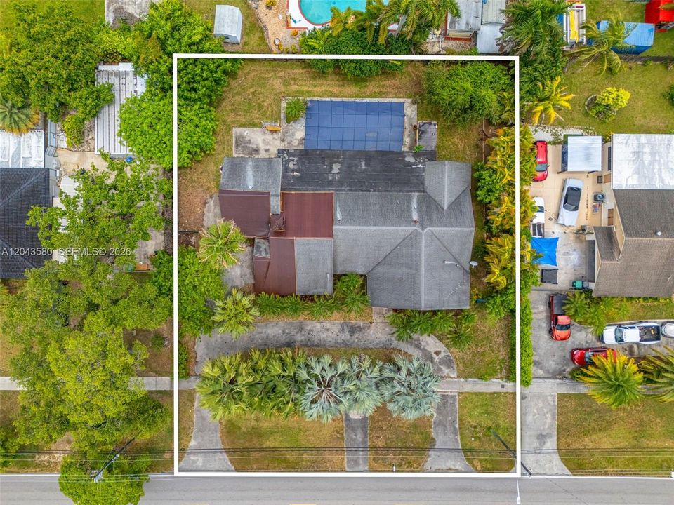 En Venta: $484,900 (4 camas, 2 baños, 2670 Pies cuadrados)