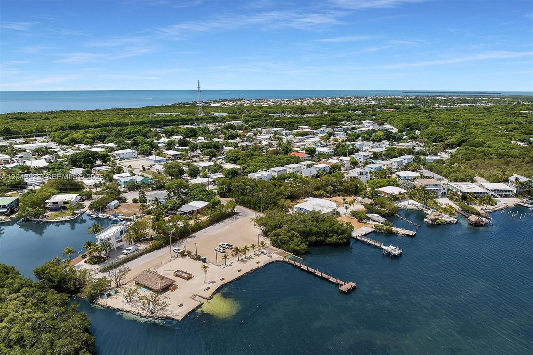 En Venta: $950,000 (3 camas, 2 baños, 2356 Pies cuadrados)