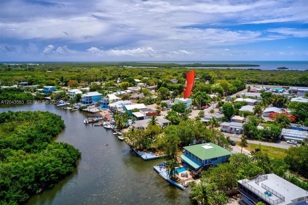 En Venta: $950,000 (3 camas, 2 baños, 2356 Pies cuadrados)