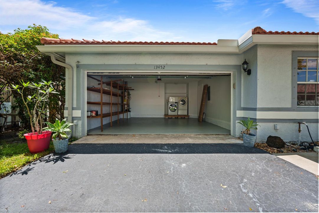 2 Car Garage