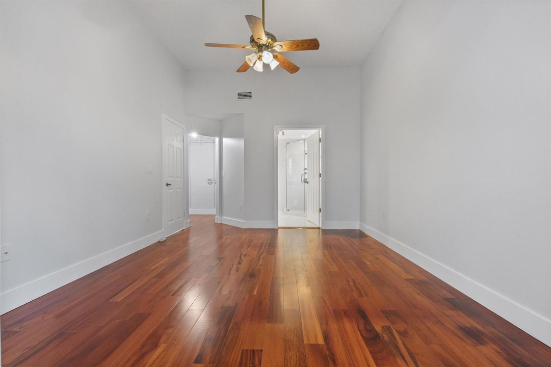 Mster Bedroom