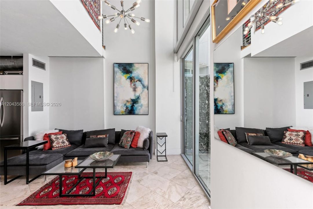 For Sale: $720,000 (2 beds, 2 baths, 1255 Square Feet)