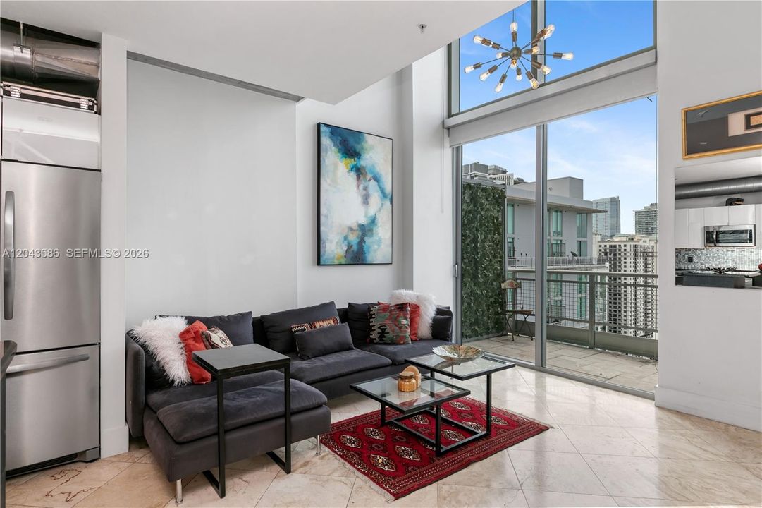 For Sale: $720,000 (2 beds, 2 baths, 1255 Square Feet)