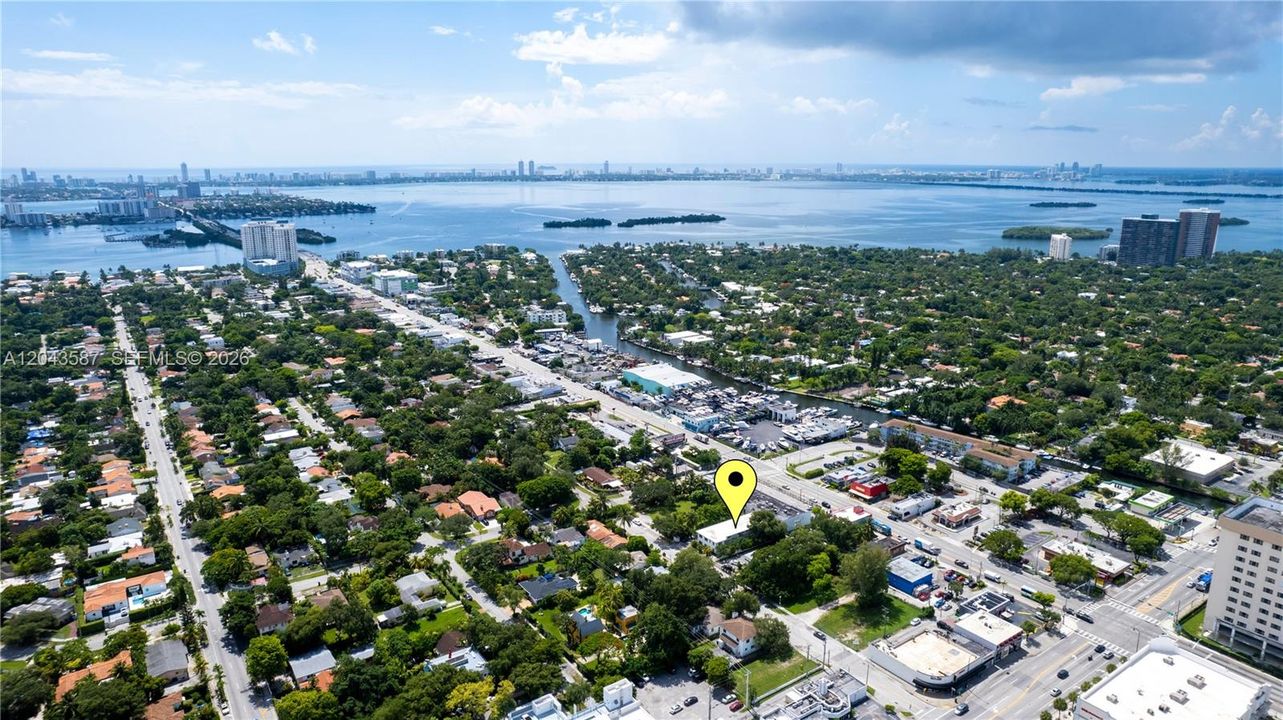 For Rent: $2,200 (2 beds, 2 baths, 720 Square Feet)