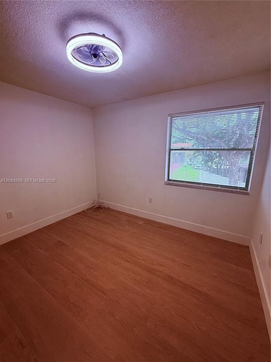 В аренду: $3,300 (3 спален, 2 ванн, 1147 Квадратных фут)