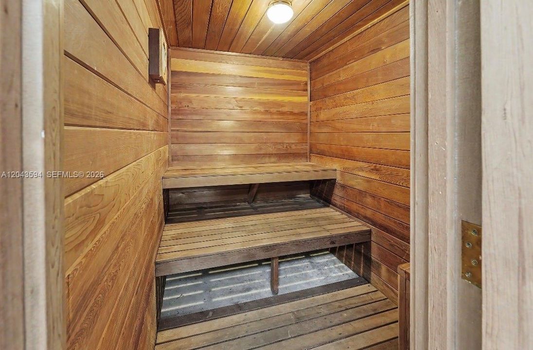 : $195,000 (2 camas, 2 baños, 1120 Pies cuadrados)