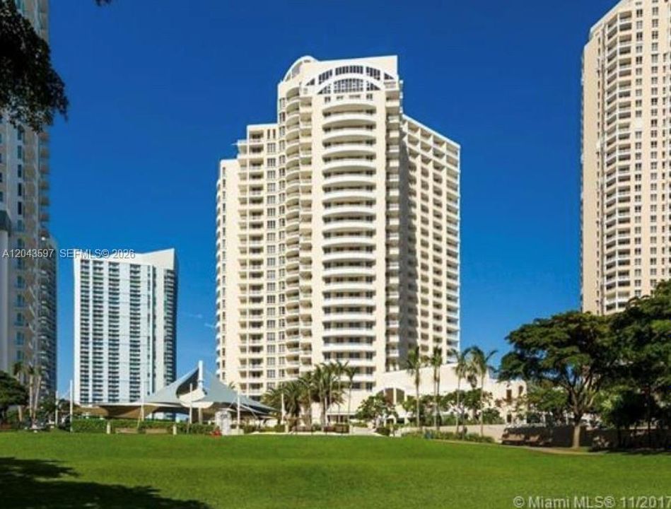 For Rent: $6,000 (2 beds, 2 baths, 1400 Square Feet)