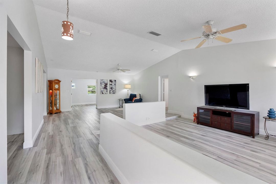 11454 Nw 41st St_013