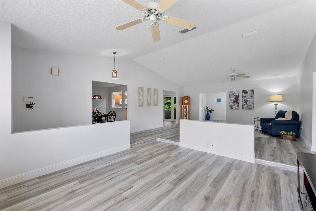 11454 Nw 41st St_016
