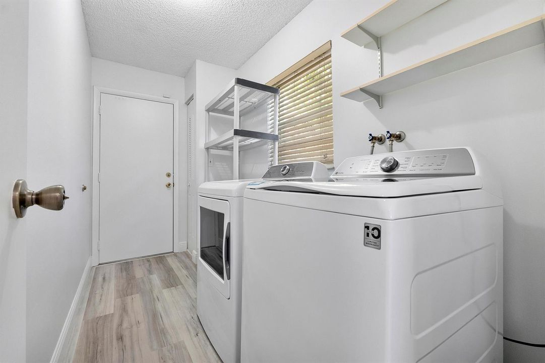 11454 Nw 41st St_031
