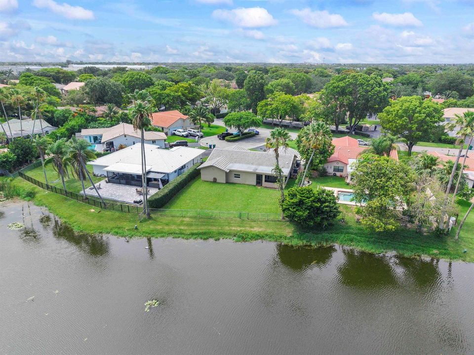 11454 Nw 41st St_057