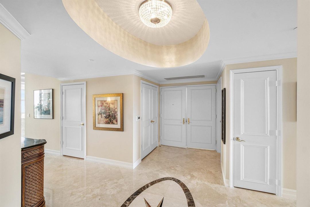 DOUBLE DOOR ENTRANCE
