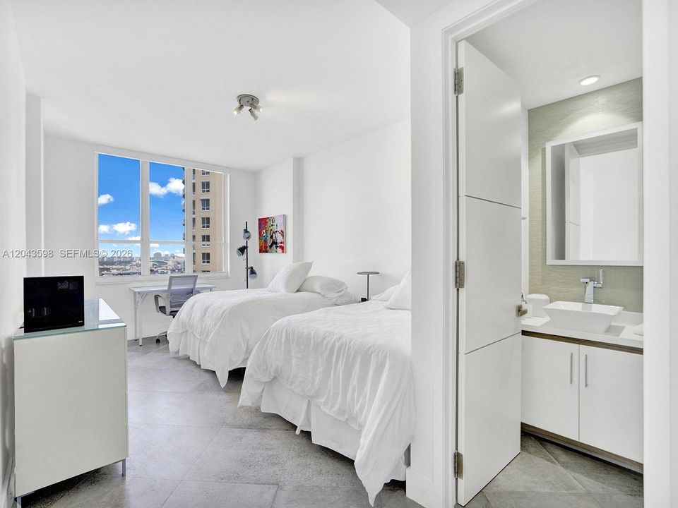 En Venta: $1,190,000 (2 camas, 2 baños, 1400 Pies cuadrados)