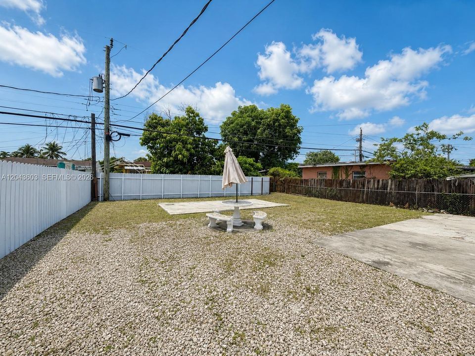 En Venta: $769,000 (0 camas, 0 baños, 1512 Pies cuadrados)