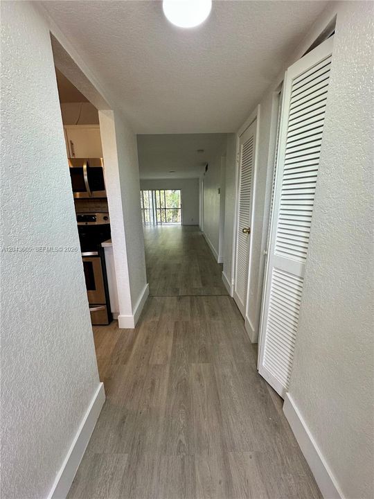 В аренду: $1,900 (2 спален, 2 ванн, 1130 Квадратных фут)