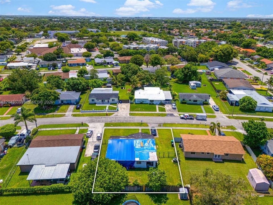 На продажу: $480,000 (3 спален, 1 ванн, 1666 Квадратных фут)