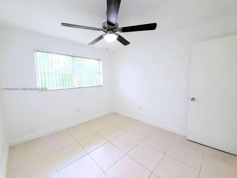 For Rent: $2,250 (2 beds, 2 baths, 825 Square Feet)