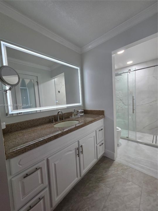 En Venta: $299,000 (2 camas, 2 baños, 1126 Pies cuadrados)