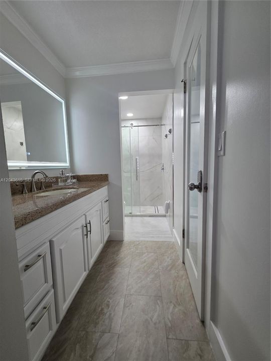 En Venta: $299,000 (2 camas, 2 baños, 1126 Pies cuadrados)