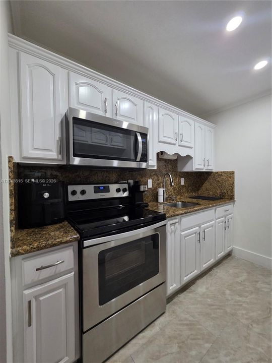 En Venta: $299,000 (2 camas, 2 baños, 1126 Pies cuadrados)