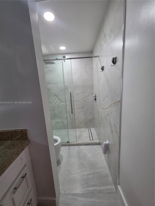 En Venta: $299,000 (2 camas, 2 baños, 1126 Pies cuadrados)
