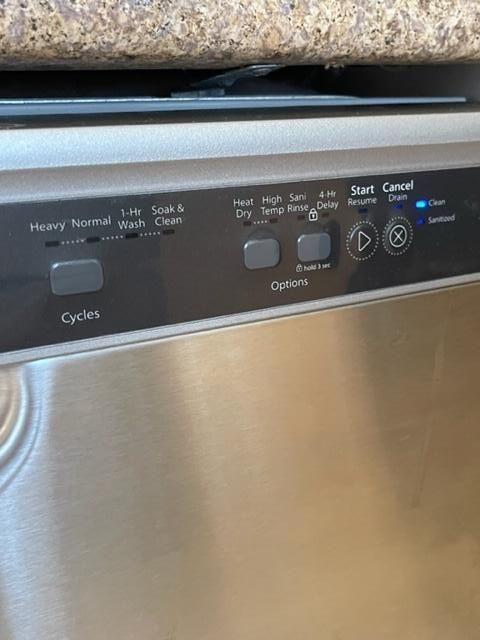 DISHWASHER CLOSE UP
