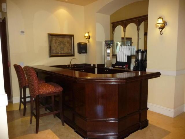 CATERING BAR