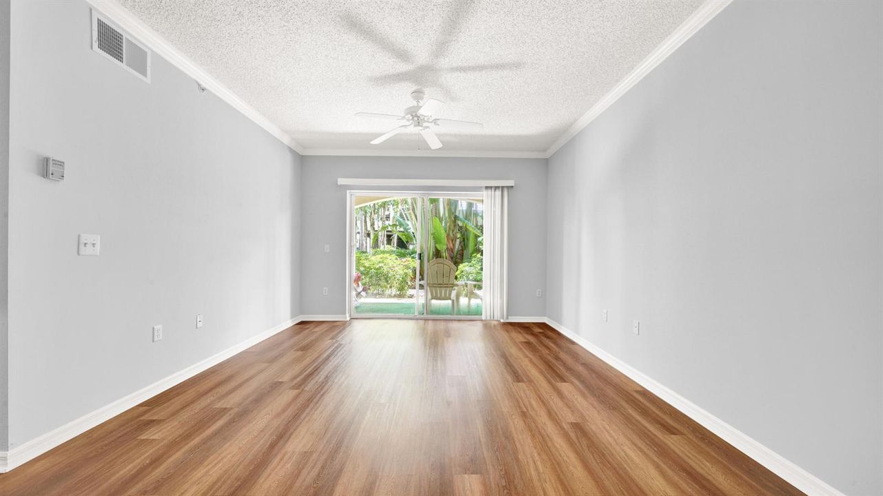 Living Room (1)