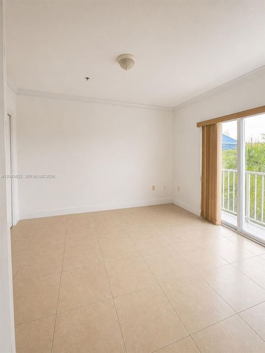 В аренду: $2,250 (2 спален, 2 ванн, 1060 Квадратных фут)