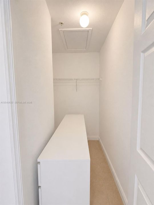 В аренду: $2,250 (2 спален, 2 ванн, 1060 Квадратных фут)