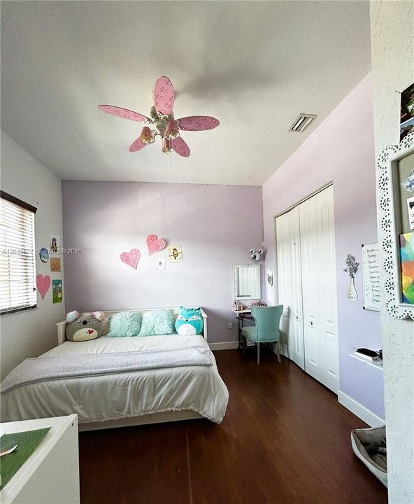 For Rent: $3,100 (2 beds, 2 baths, 1560 Square Feet)