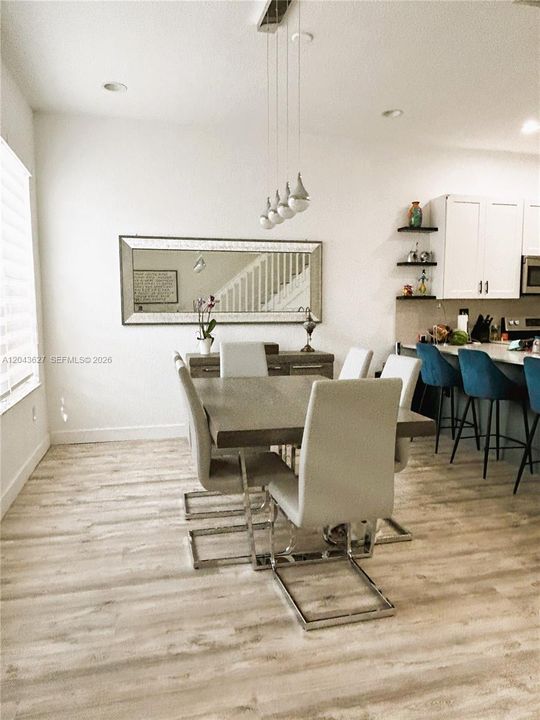 For Rent: $3,100 (2 beds, 2 baths, 1560 Square Feet)