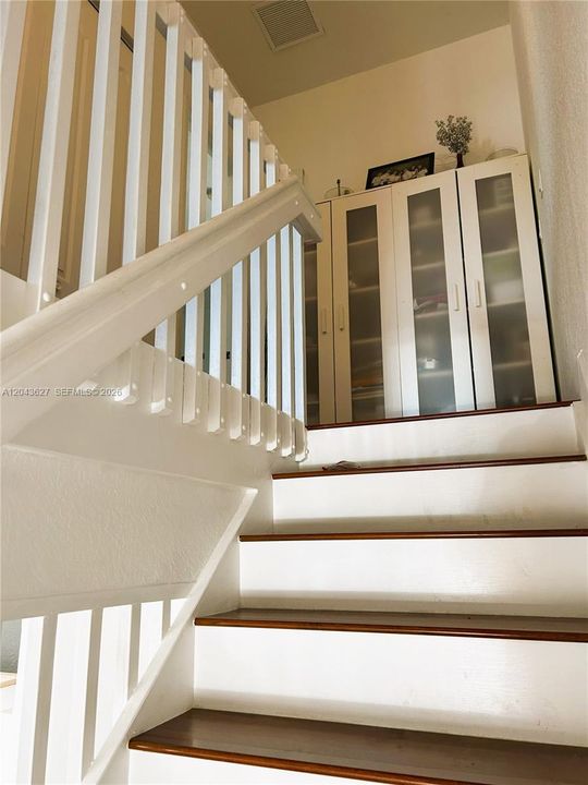 For Rent: $3,100 (2 beds, 2 baths, 1560 Square Feet)