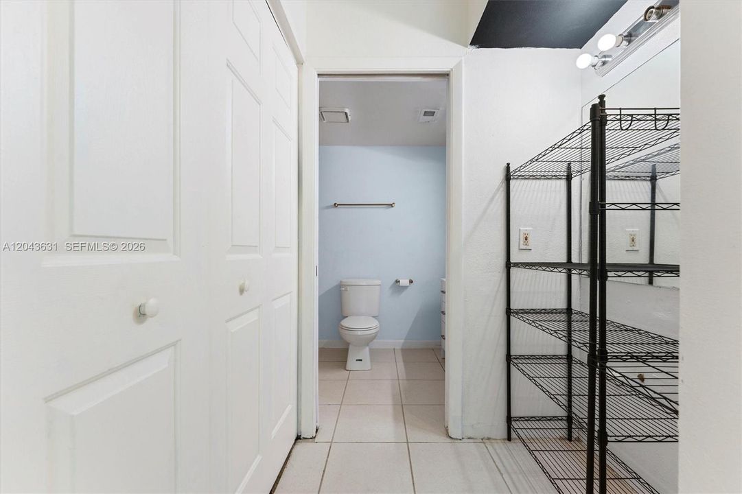 En Venta: $345,000 (2 camas, 2 baños, 1302 Pies cuadrados)