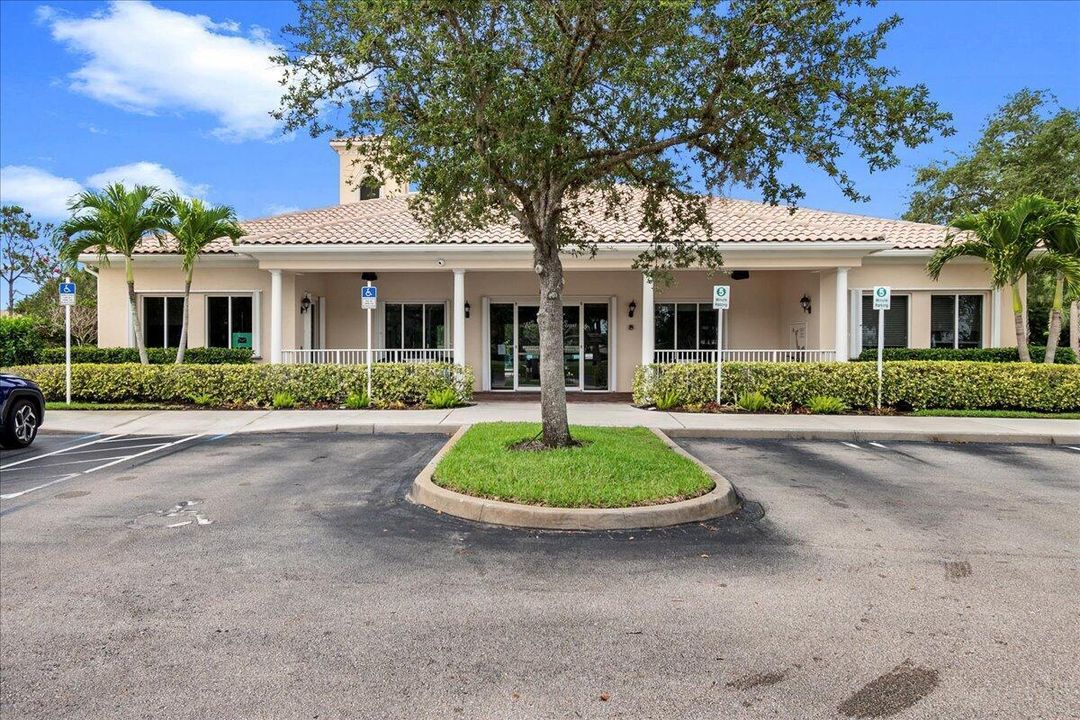 3277 SE Glacier Terrace, Hobe Sound