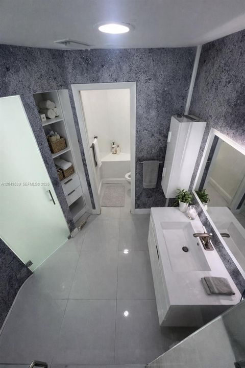 На продажу: $680,000 (3 спален, 2 ванн, 1764 Квадратных фут)