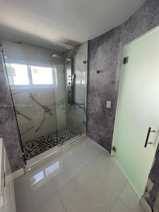 На продажу: $680,000 (3 спален, 2 ванн, 1764 Квадратных фут)