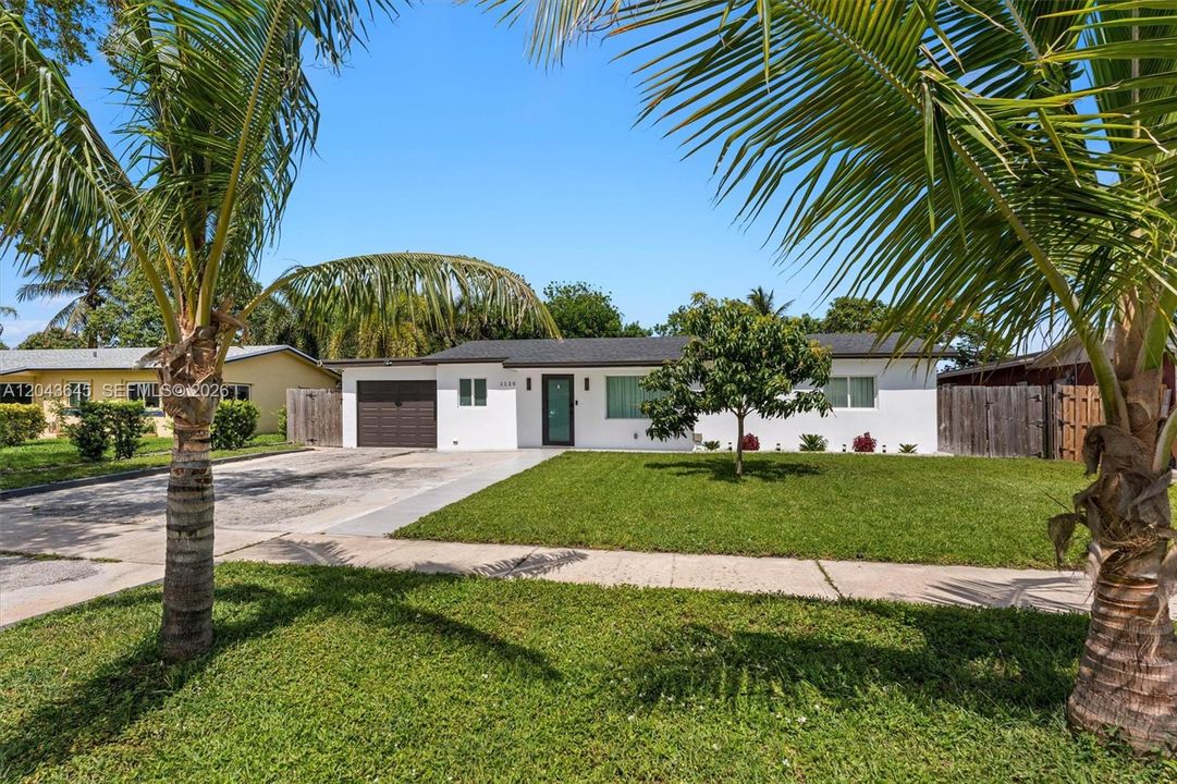 For Sale: $519,900 (3 beds, 3 baths, 1056 Square Feet)