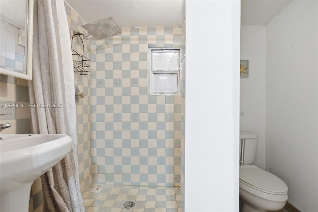 На продажу: $995,000 (3 спален, 2 ванн, 1469 Квадратных фут)