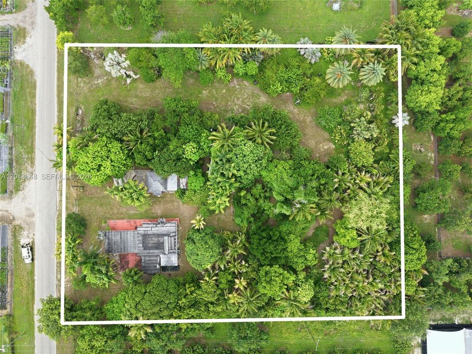 На продажу: $995,000 (3 спален, 2 ванн, 1469 Квадратных фут)