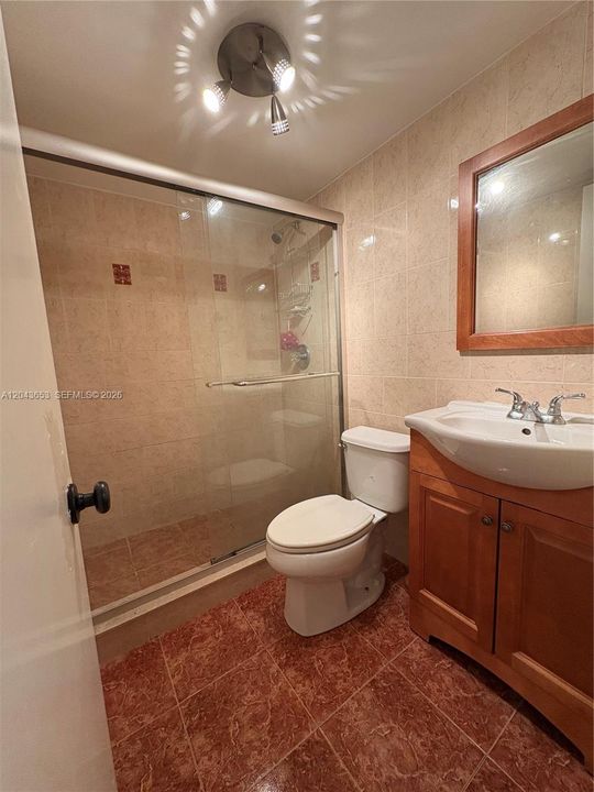 For Sale: $390,000 (2 beds, 2 baths, 1200 Square Feet)