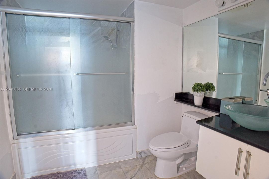 En Renta: $3,300 (1 camas, 1 baños, 775 Pies cuadrados)